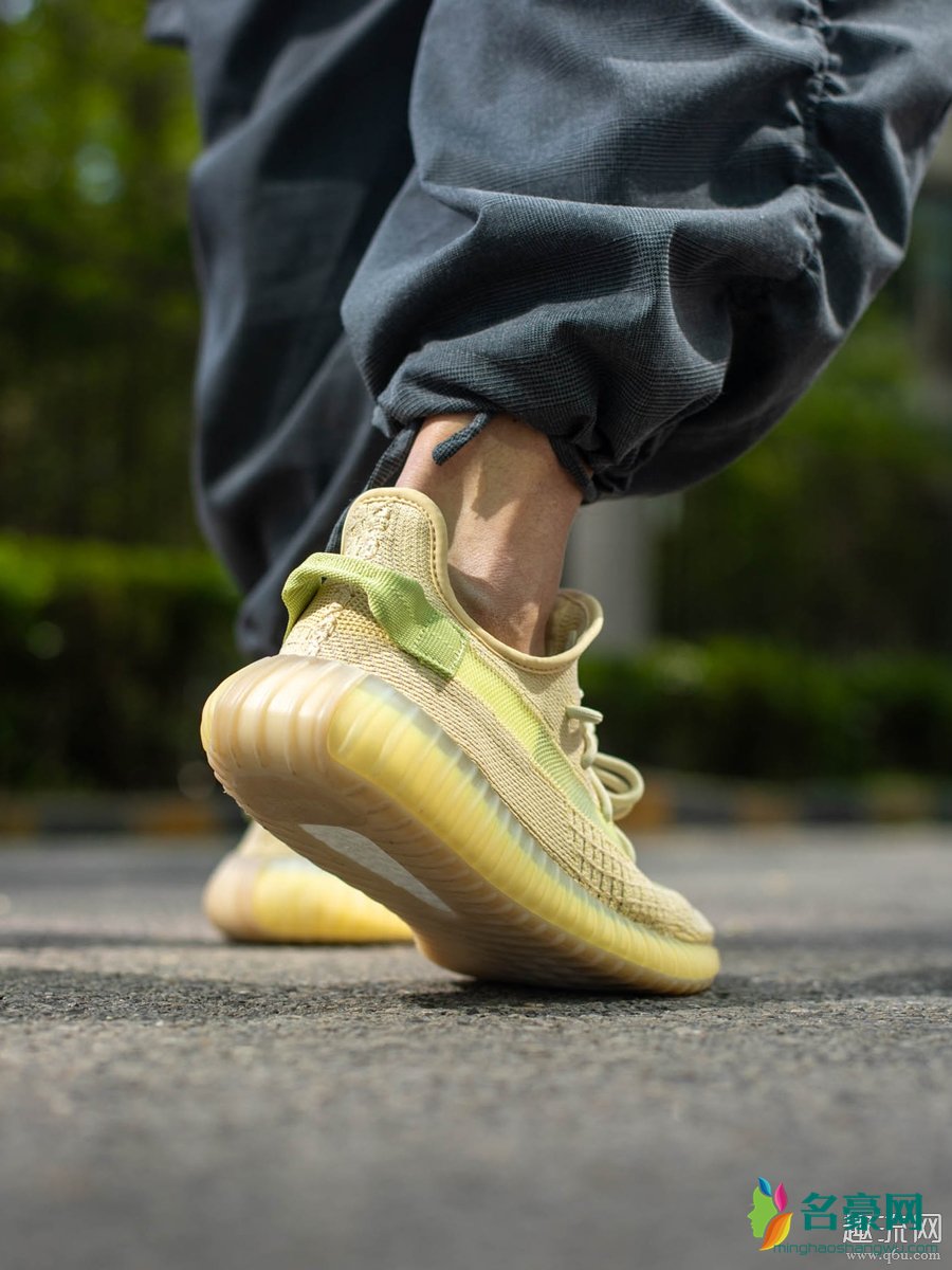 Yeezy亚限2020再次跳票发售 Yeezy亚限上脚效果提前预览