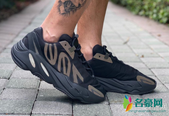 Yeezy 700黑武士MNVN在哪买 Yeezy 700 MNVN 黑武士上脚