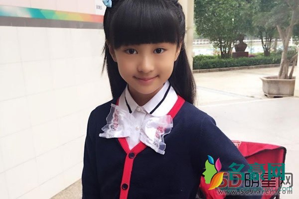 林秋楠和郝怡霖接吻 现在很多小女粉已经把这小子预定了