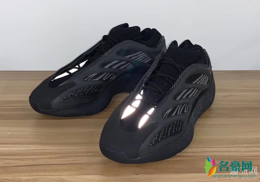 Yeezy 700 V3 黑武士上脚效果 Yeezy 700 V3黑武士什么时候发售