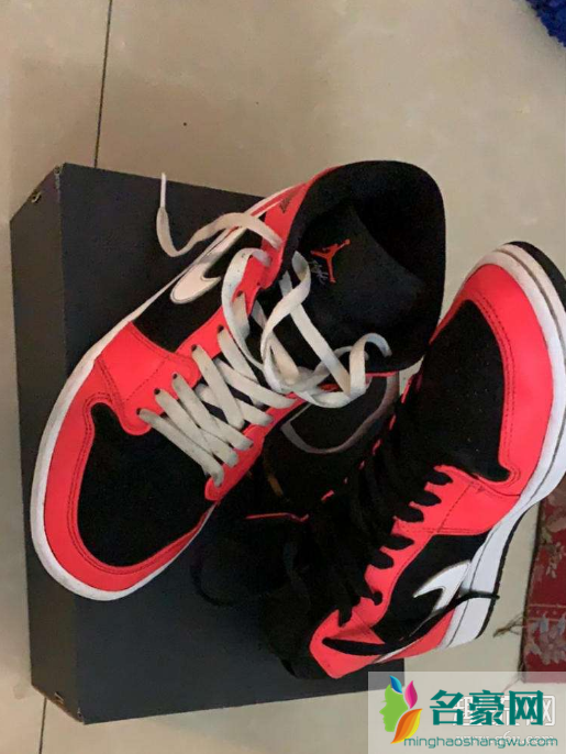 AJ1红外线鞋带颜色怎么搭配 AJ1红外线鞋带怎么系好看