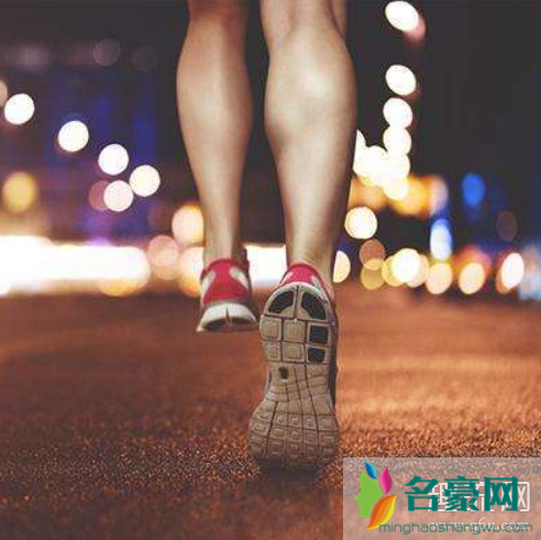 夜跑安全吗 夜跑有哪些隐患