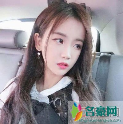  杨清柠怀的孩子是谁的 现在人很现实自己想开点就可以了