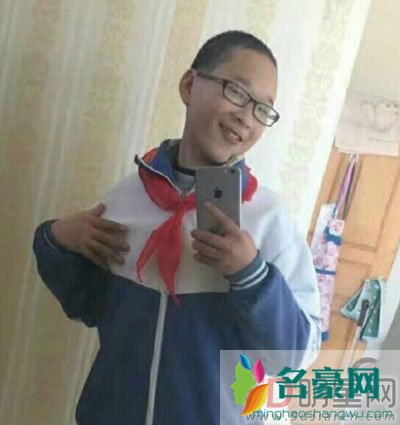 郭乐乐在学校被打视频经过 一个自媒体把一批小孩带跑偏了