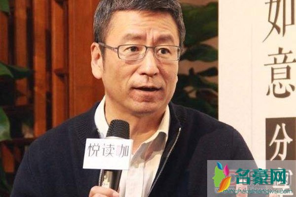 白岩松说崔永元 白岩松和崔永元一个只会说而另一个都是实力行动