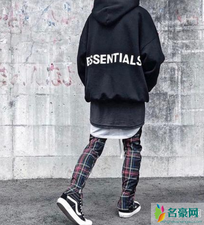 essentials是什么档次的衣服 essentials和fog什么关系 