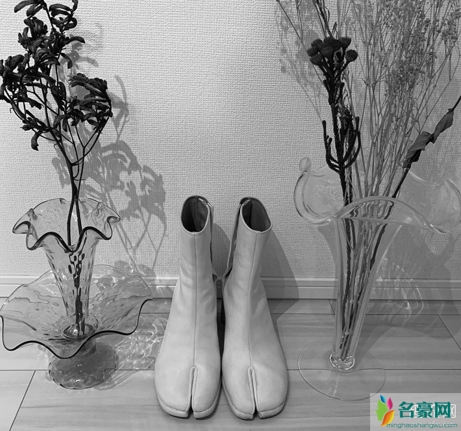 Maison Margiela Tabi什么牌子 Maison Margiela分趾鞋偏码吗