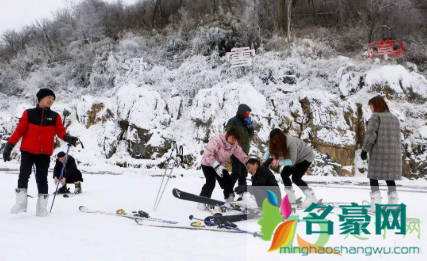 滑雪屁股痛了怎么办1