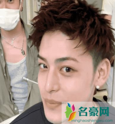 2018年男生留什么发型好 2018男士潮流发型大全