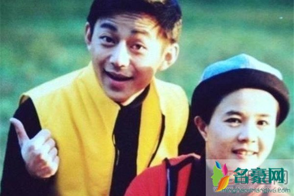 刘纯燕的父亲是谁职务 原先金龟子的爸爸是央视的某某台长?