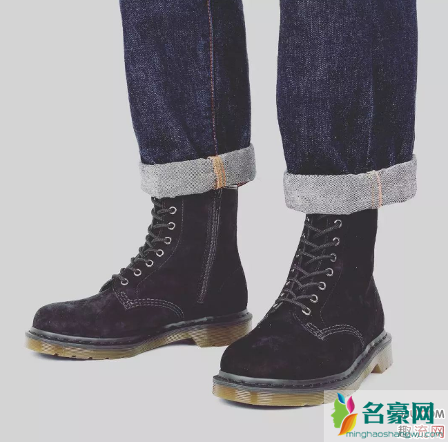 Dr. Martens什么品牌 Dr. Martens尺码偏大还是偏小