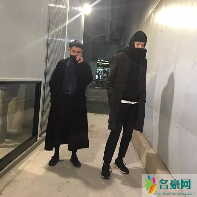 秋冬黑色怎么搭配好看 黑色元素搭配攻略