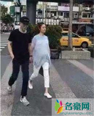 霍建华和林心如有家暴? 不要整天乱说人家只要他俩幸福美满就好