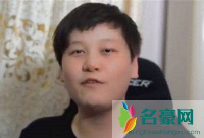 jy为什么骂起小点 起小点究竟是男的还是女的