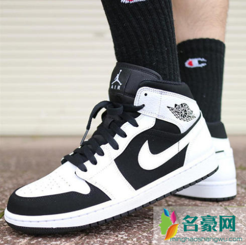 AJ1夏天穿是不是很热 AJ1夏天穿捂脚会不会导致脚气