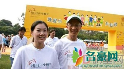 伏明霞和父母断绝关系? 如果我女儿敢这么办就当没有生过这个闺女了