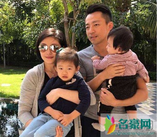 汪小菲前女友是谁+名单 他不是富二代和他妈也算是苦日子熬出来的幸福生活