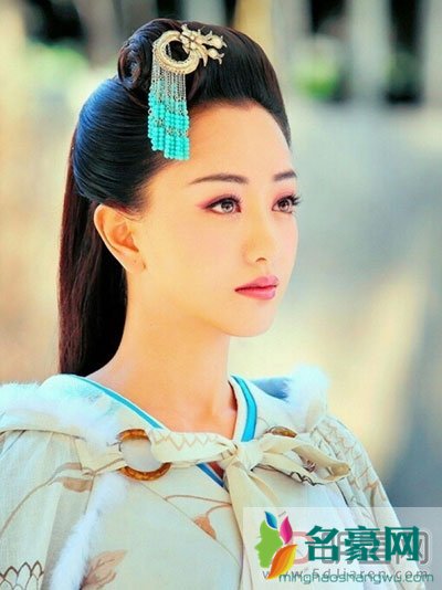 杨蓉男朋友是朱一龙吗 杨蓉在美人制造里美呆了