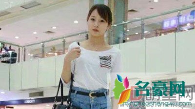 李连杰大女儿李思现状 命里没有儿子的生了四个女儿