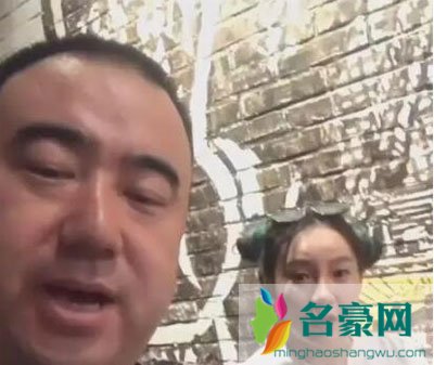 yy刘大美人机场事件全过程 yy刘大美人还直播吗生活中是干嘛的