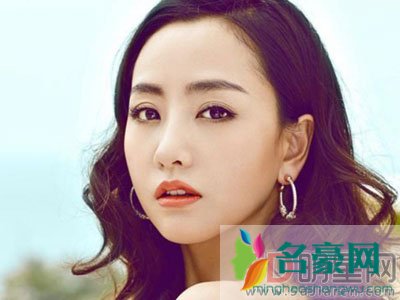 杨蓉做的多宽的双眼皮 杨蓉那么美演技那么好为什么不能红