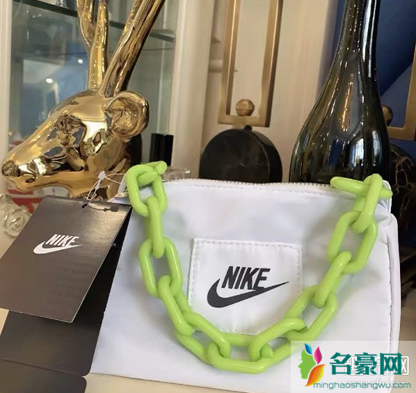 nike hobo包在哪买 hobo包真假怎么看