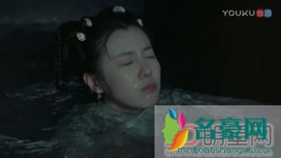 王鹤润矿泉水事件始末 要不是某些人抓着不放有需要澄清吗