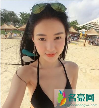 郭美美比基尼泳装照 郭美美晒三亚度假照