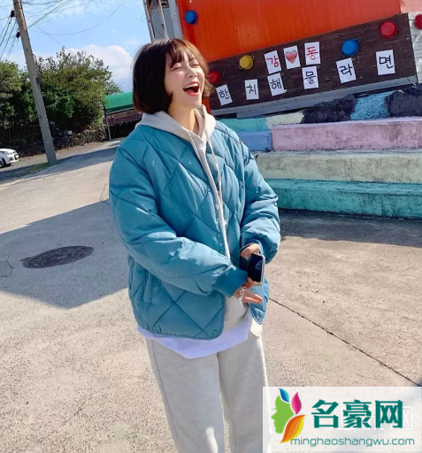 奶奶风是什么意思 奶奶风棉服街拍穿搭