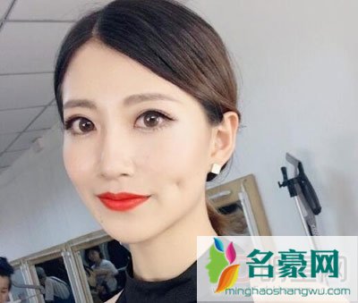 非诚勿扰许子萱抖奶+跳舞是哪一期 许子萱去哪了被牵走了吗