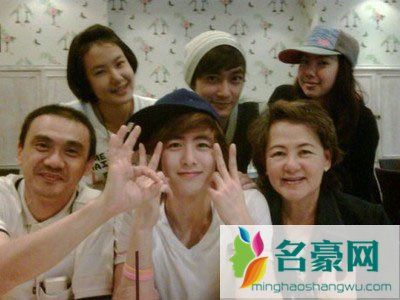 nichkhun妹妹yanin nichkhun被2pm排挤