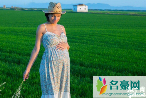 孕晚期走路肚子发硬是不是不能走 孕晚期走路肚子硬是缺氧吗3