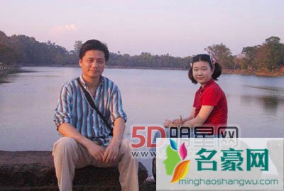 崔永元老婆叫什么名字 妻子何静的简历是师徒关系吗 