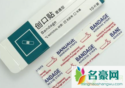 贴了创可贴后撕下来全是胶怎么办3