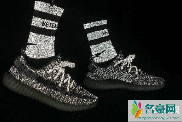 Yeezy为什么没有踩屎感 Yeezy为什么不能碰水