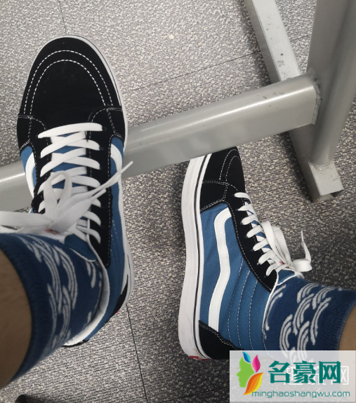 vans鞋垫可以拿出来吗 vans鞋垫怎么取下来