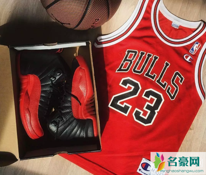 AJ12的球鞋故事 AJ12的设计理念是什么