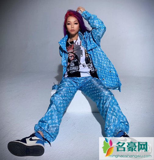 中国新说唱2020女rapper上脚球鞋图片：性感火辣！