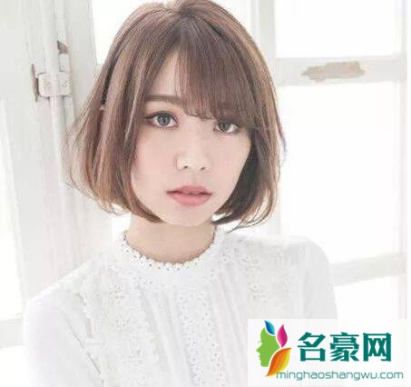 波波头适合什么脸型 最新女生波波头短发发型图片