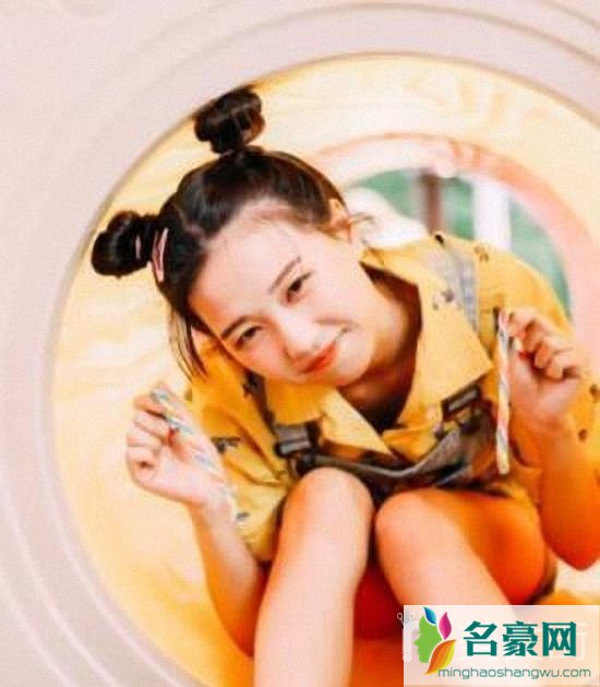 少女发型图片大全_少女短发发型图片大全齐耳_活力发型女生潮流款式3