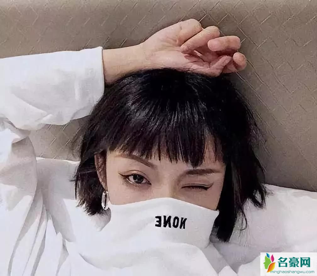 秋季女生流行什么发型_秋季发型女短发图片大全_今秋最流行的时尚发型图片1