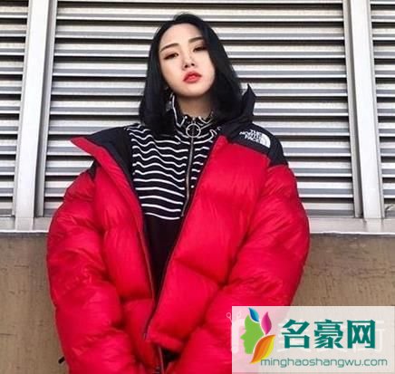 女生齐肩发流行什么卷发发型图片_齐肩短发直发发型图片_今年最流行的齐肩烫发发型图片5