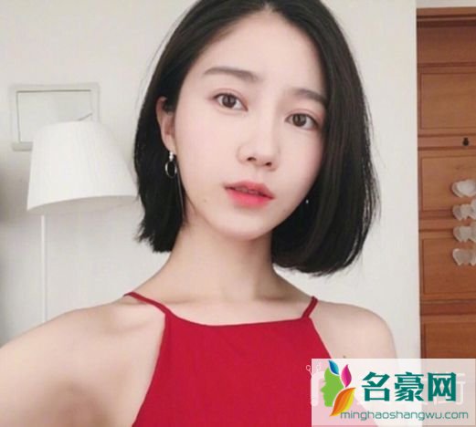 夏季清爽发型女短发_季凉爽短发发型图片1