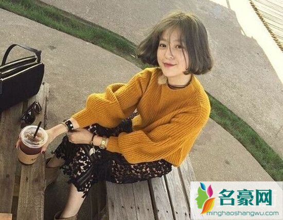 短发2019流行发型图片_女生夏季最流行的五款短发发型图片5