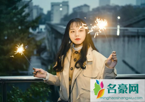 2021春节怎么用仙女棒拍出好看的照片14