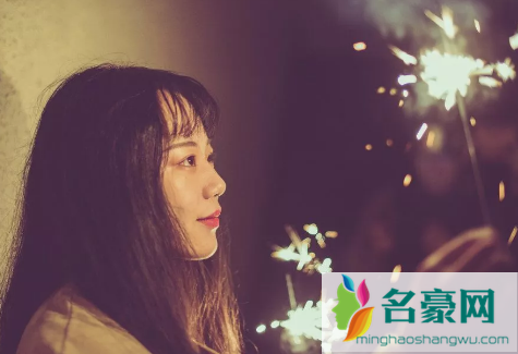 2021春节怎么用仙女棒拍出好看的照片17