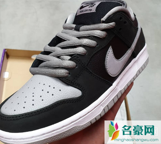 Nike SB Dunk Low J-Pack “Shadow”赏析 SB Dunk Low J-Pack怎么洗