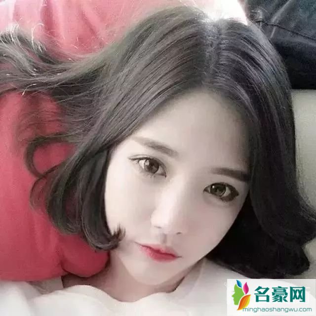 女生最流行的发型,最值得换的女生流行发型图片7