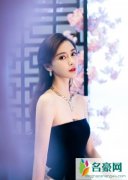 angelababy丝绒礼服 优雅且神秘