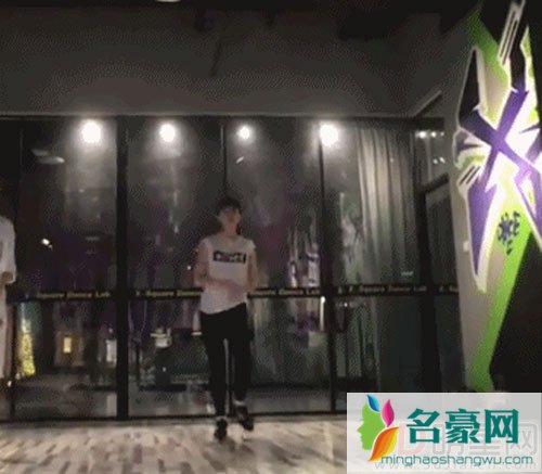 刘亦菲跳舞视频流出 回顾神仙姐姐跳舞片段